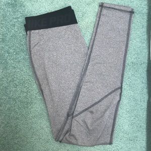 Nike pro compression leggings size small